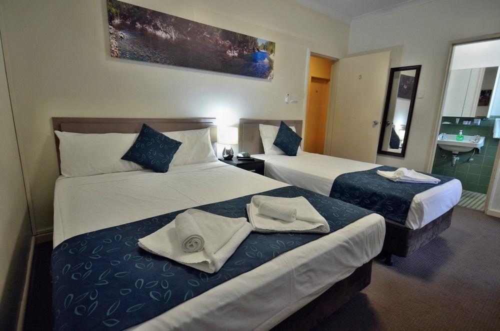 Lees Hotel Ингем Экстерьер фото